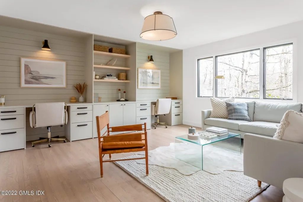 41 Stone Brook Lane Cos Cob CT 06807