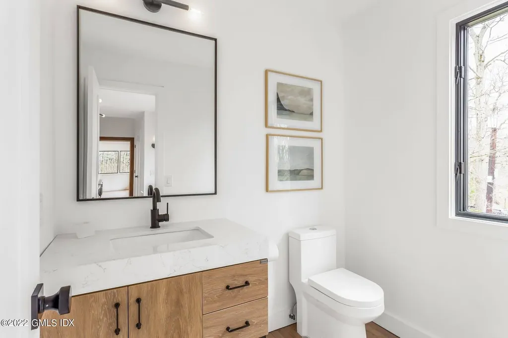 41 Stone Brook Lane Cos Cob CT 06807