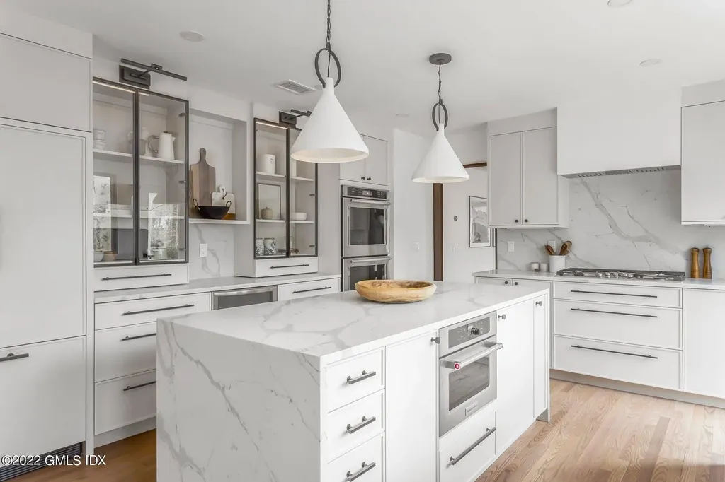 41 Stone Brook Lane Cos Cob CT 06807