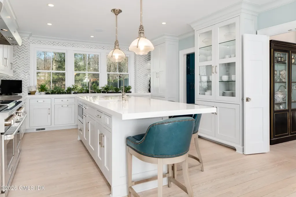 47 Husted Lane Greenwich CT 06830