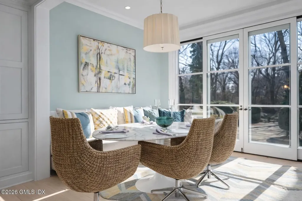47 Husted Lane Greenwich CT 06830