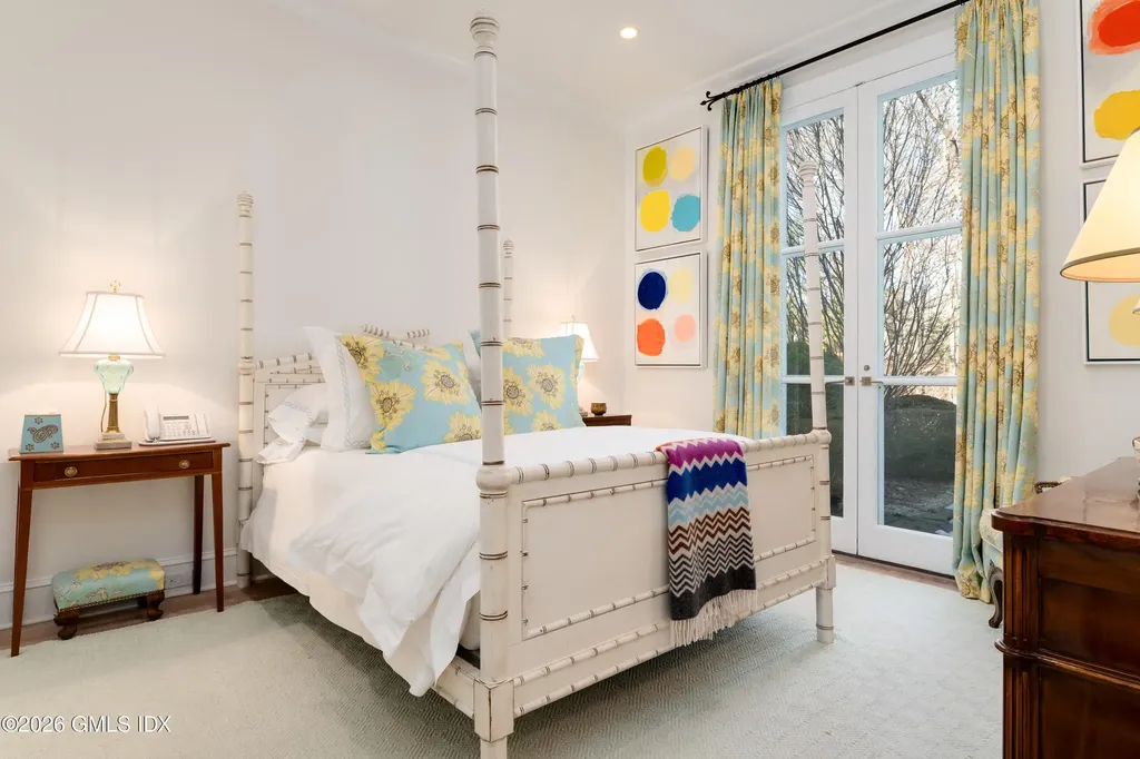 47 Husted Lane Greenwich CT 06830
