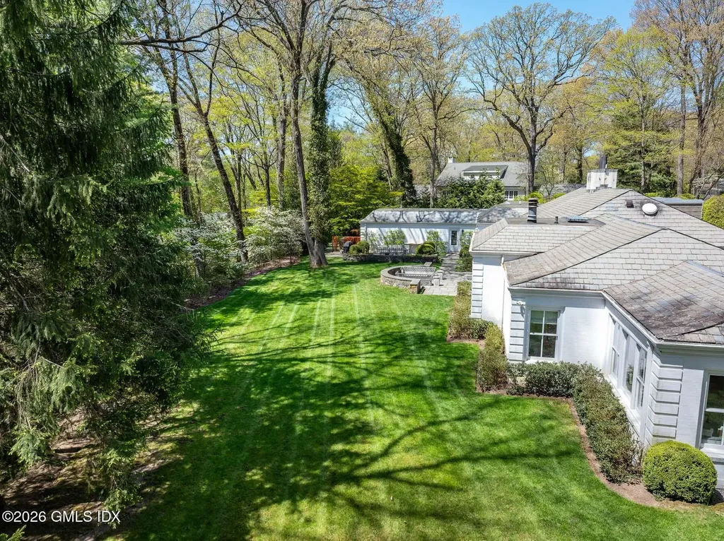 47 Husted Lane Greenwich CT 06830