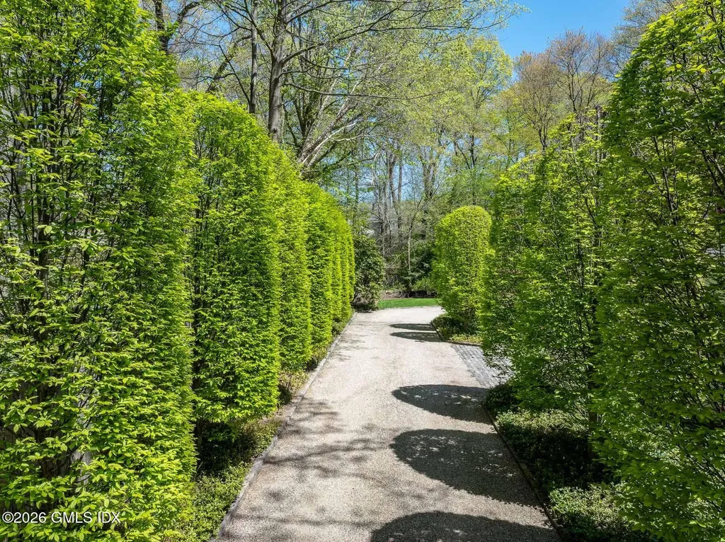 47 Husted Lane Greenwich CT 06830