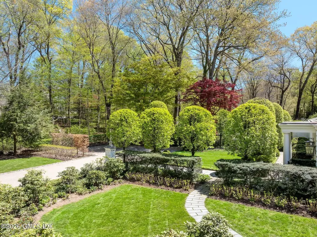 47 Husted Lane Greenwich CT 06830