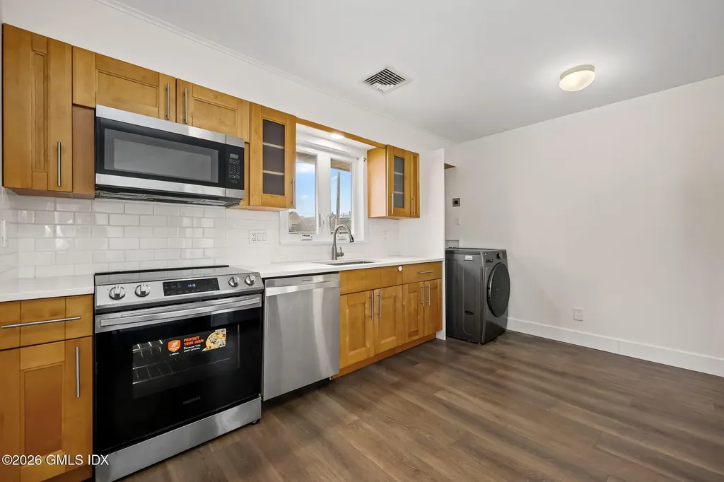 2 Grange Street Greenwich CT 06830