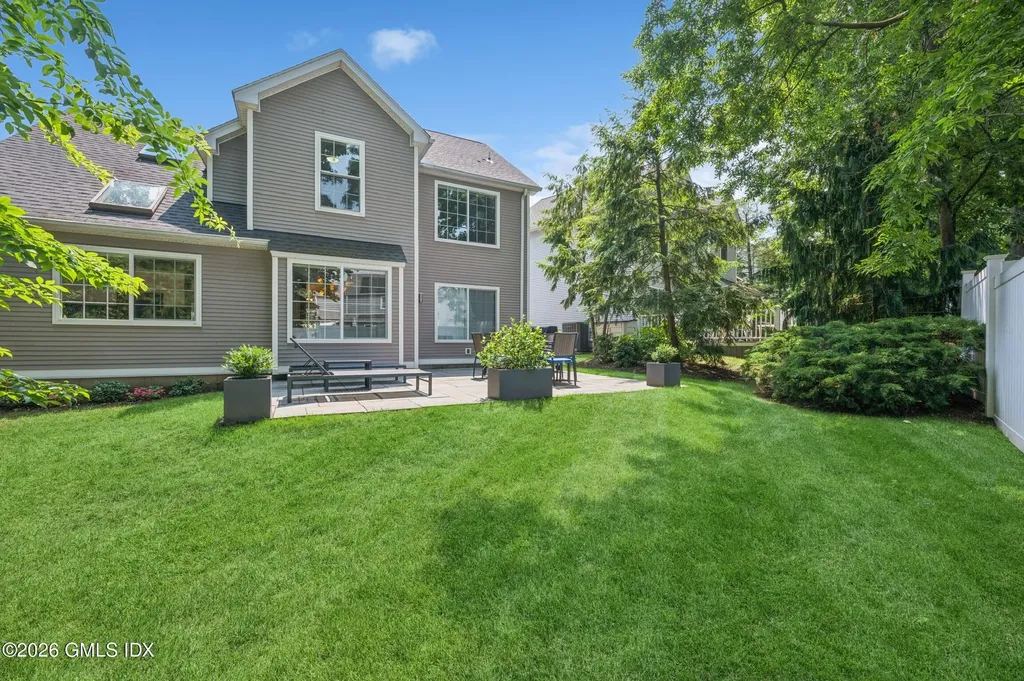 115 Top Gallant Road Stamford CT 06902