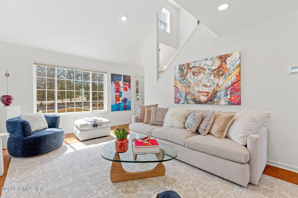 115 Top Gallant Road Stamford CT 06902