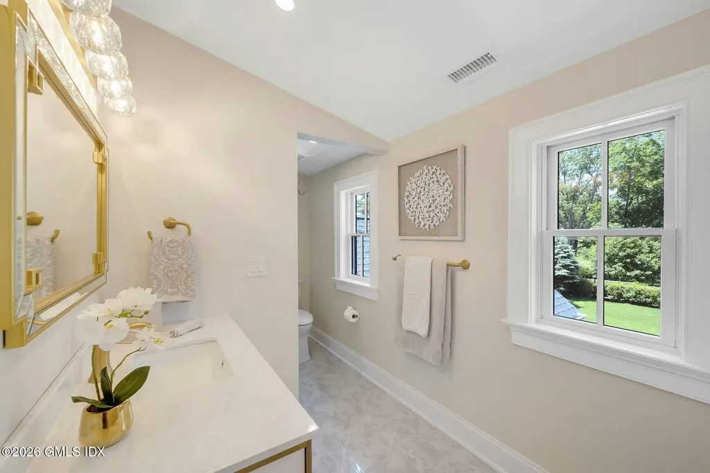 164 Stanwich Road Greenwich CT 06830