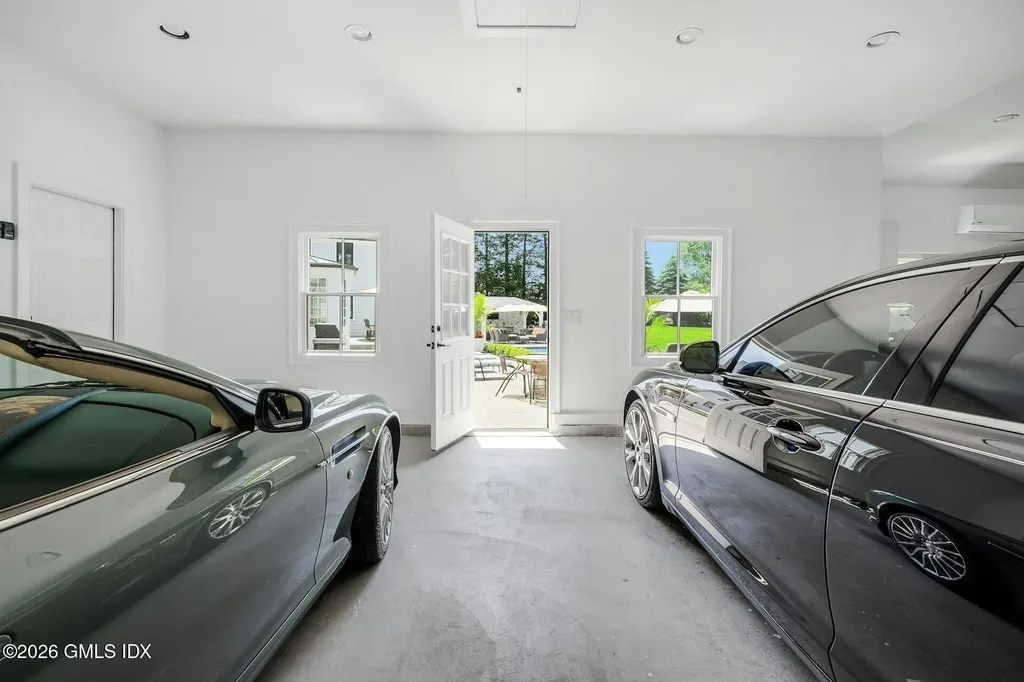 164 Stanwich Road Greenwich CT 06830