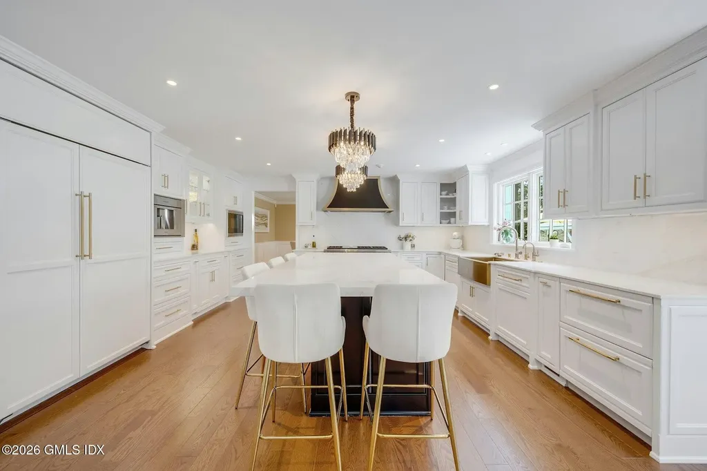 164 Stanwich Road Greenwich CT 06830
