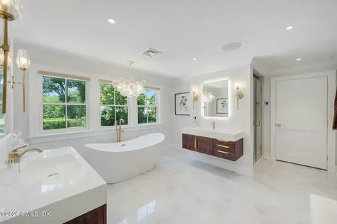 164 Stanwich Road Greenwich CT 06830