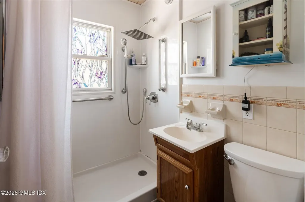 67 W View Street Greenwich CT 06830