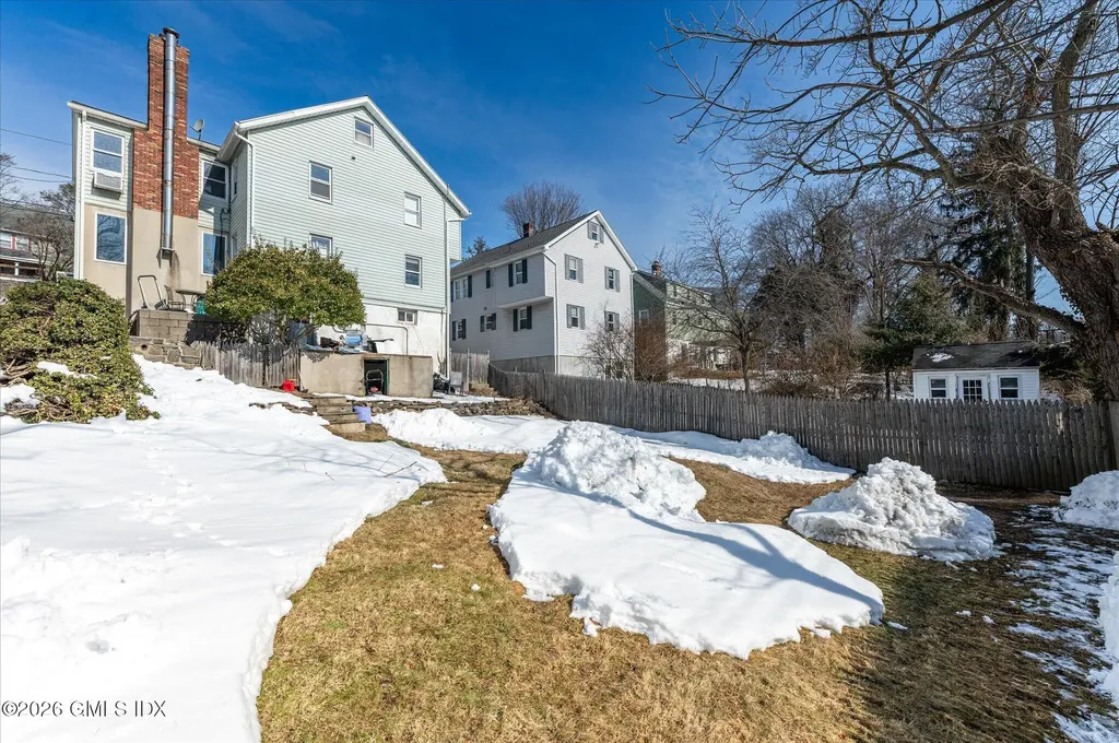 67 W View Street Greenwich CT 06830