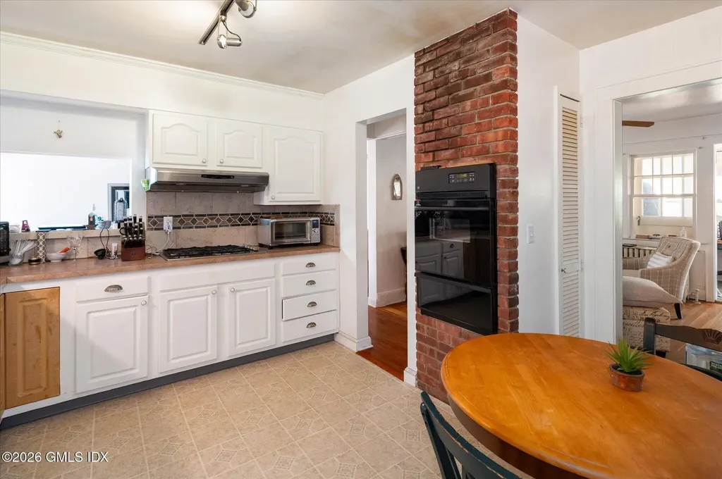 67 W View Street Greenwich CT 06830