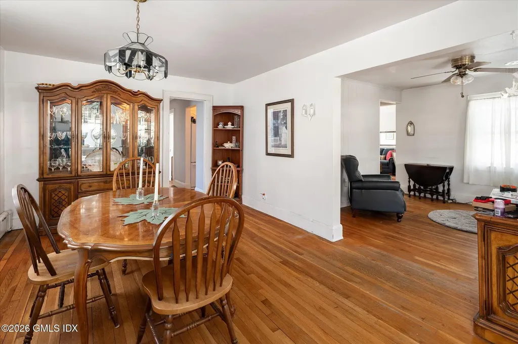 67 W View Street Greenwich CT 06830
