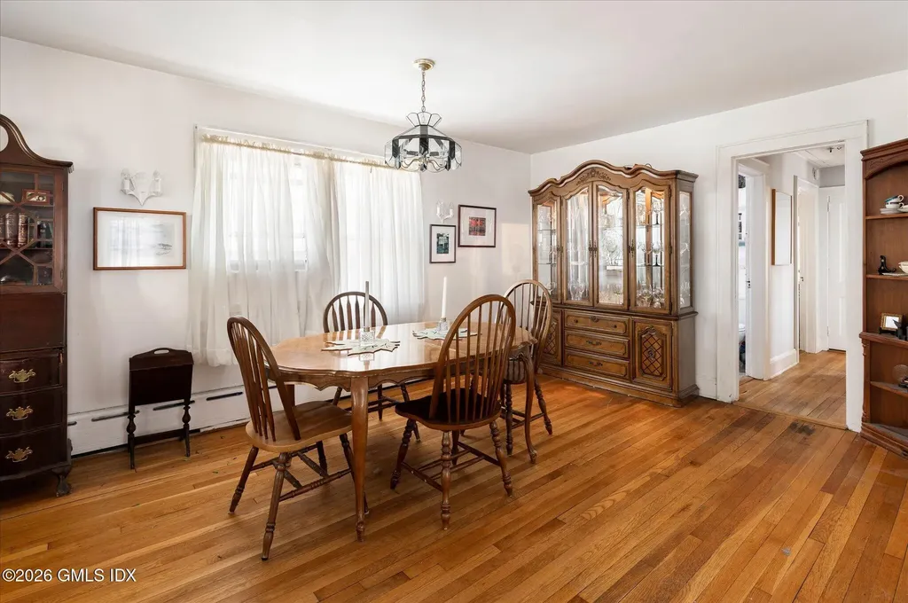 67 W View Street Greenwich CT 06830