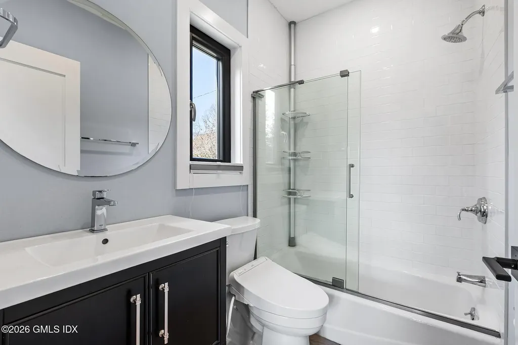31 Thornhill Road Riverside CT 06878