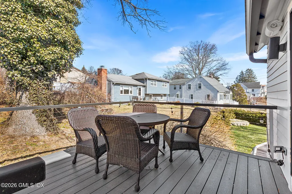 31 Thornhill Road Riverside CT 06878