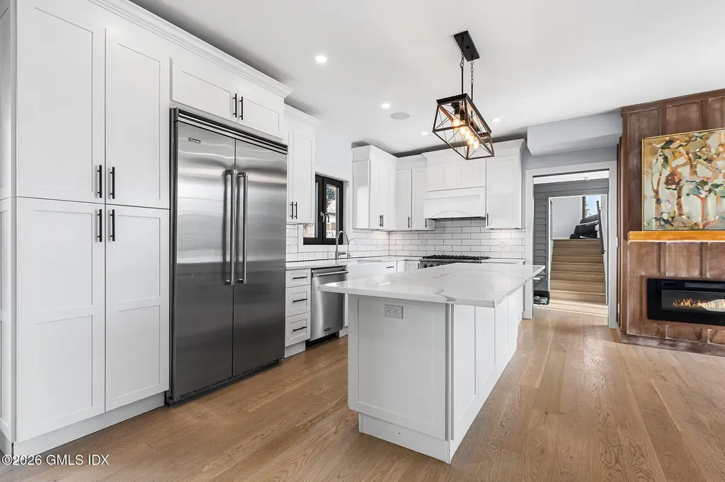 31 Thornhill Road Riverside CT 06878
