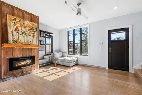 31 Thornhill Road Riverside CT 06878