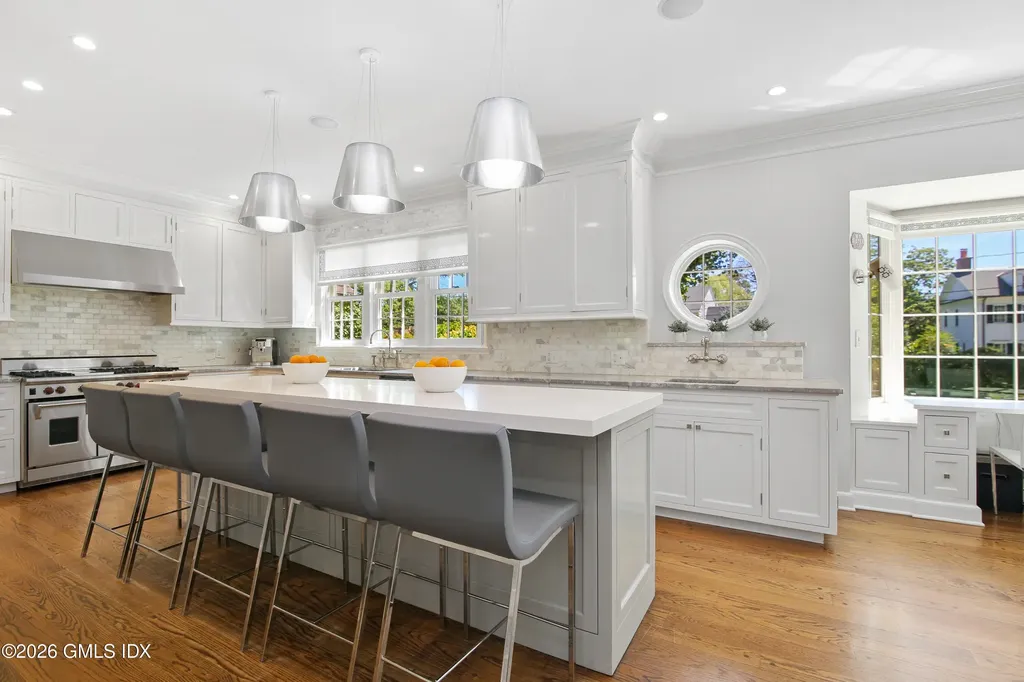 105 Woodside Drive Greenwich CT 06830