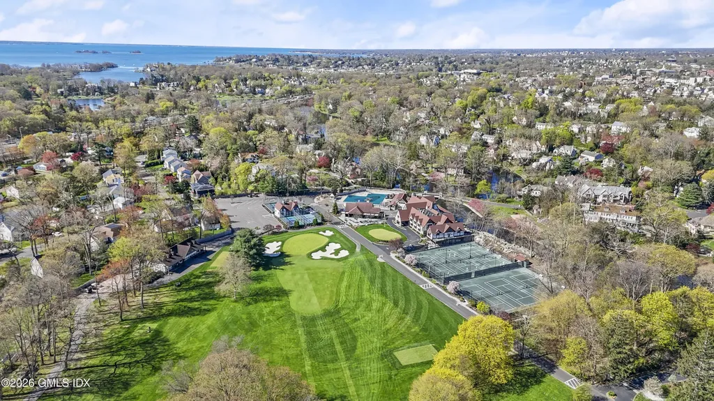 105 Woodside Drive Greenwich CT 06830