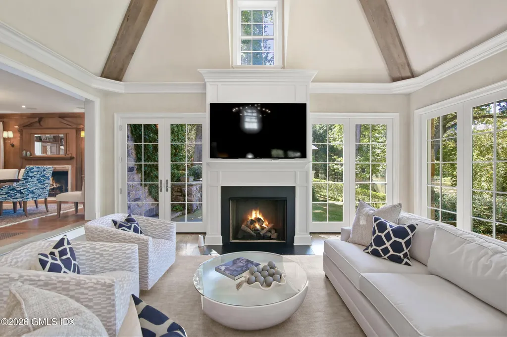 105 Woodside Drive Greenwich CT 06830