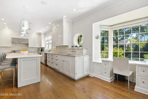 105 Woodside Drive Greenwich CT 06830