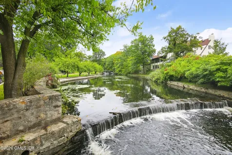 105 Woodside Drive Greenwich CT 06830