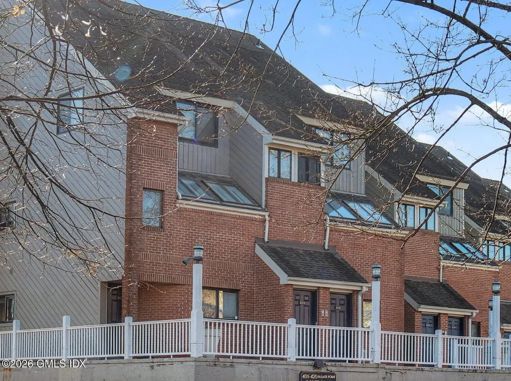 9 River Road Cos Cob CT 06807