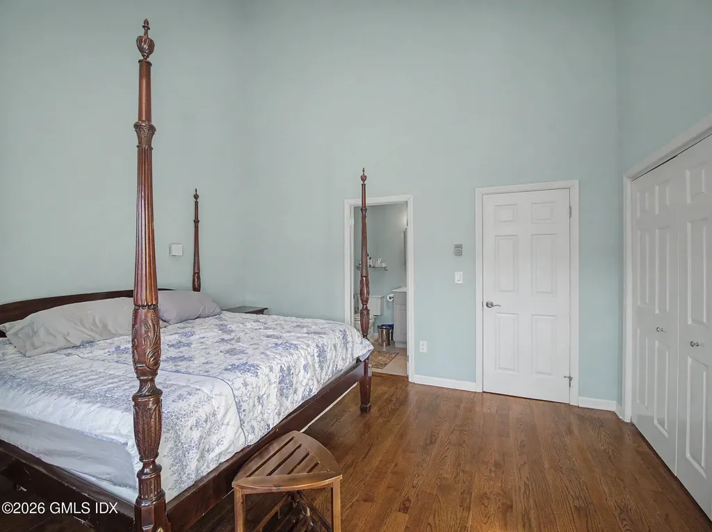 9 River Road Cos Cob CT 06807