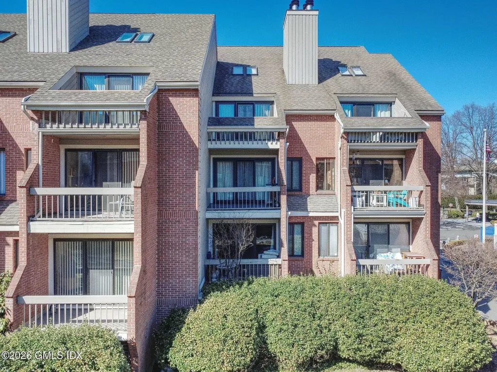 9 River Road Cos Cob CT 06807