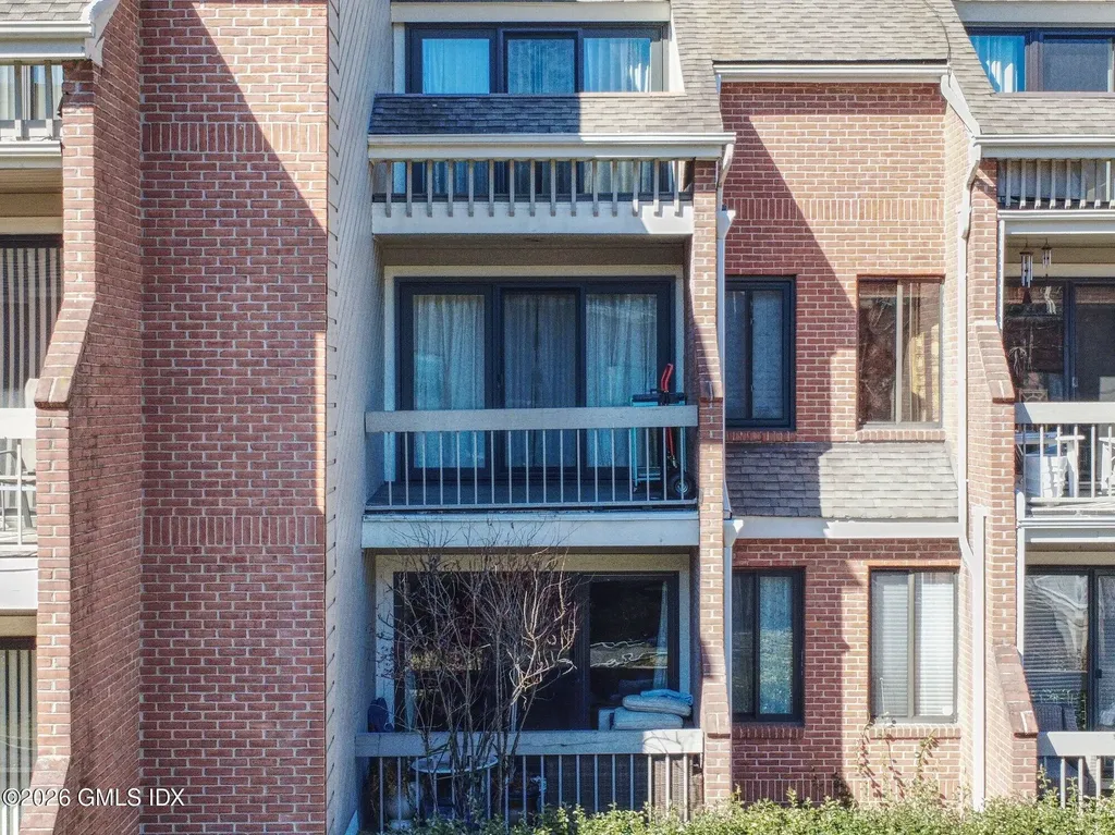 9 River Road Cos Cob CT 06807