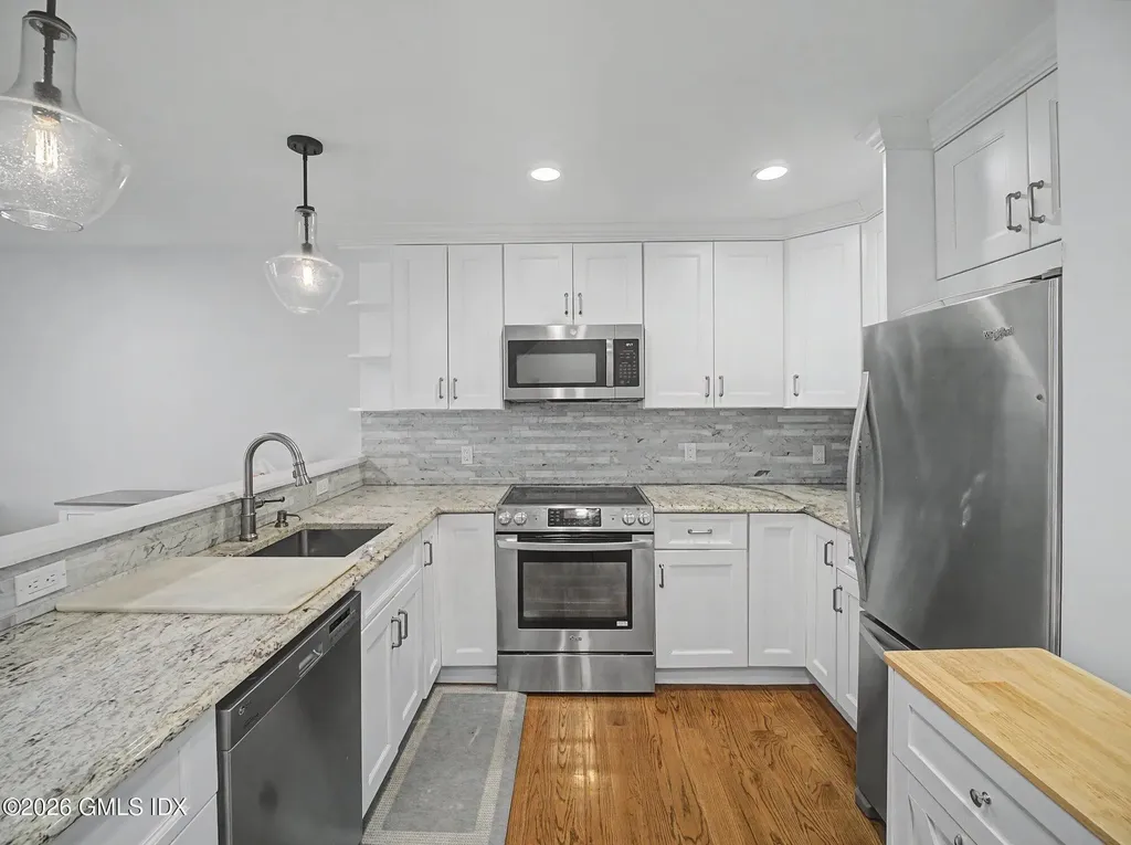 9 River Road Cos Cob CT 06807