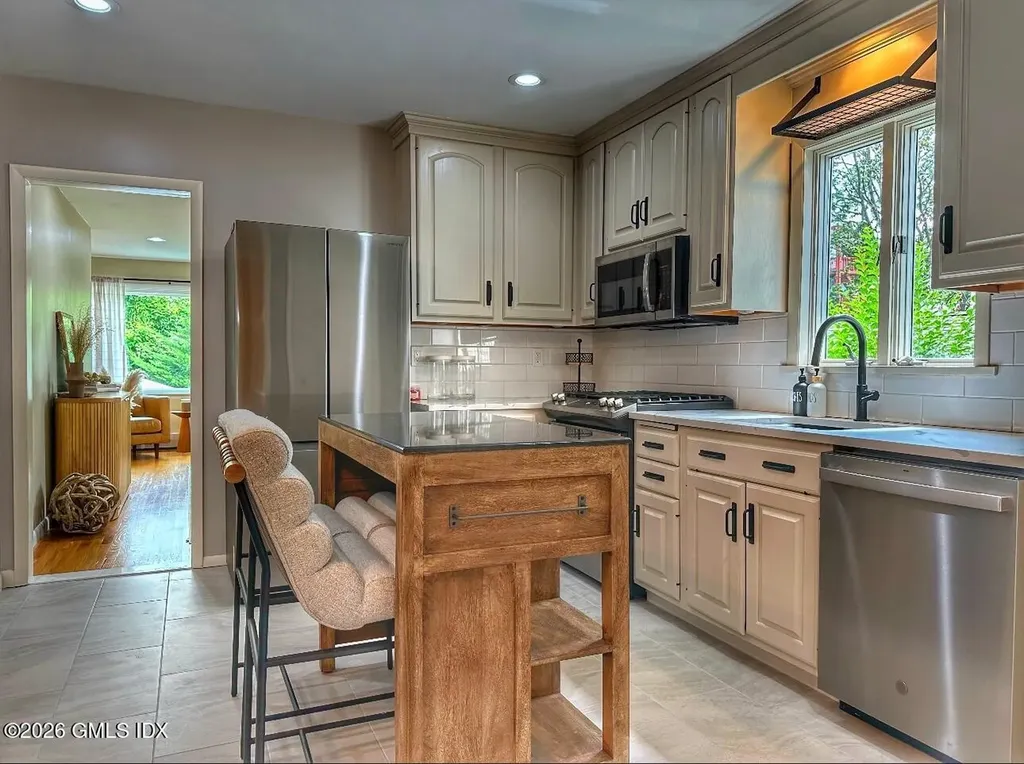 37 Gerry Street Greenwich CT 06830