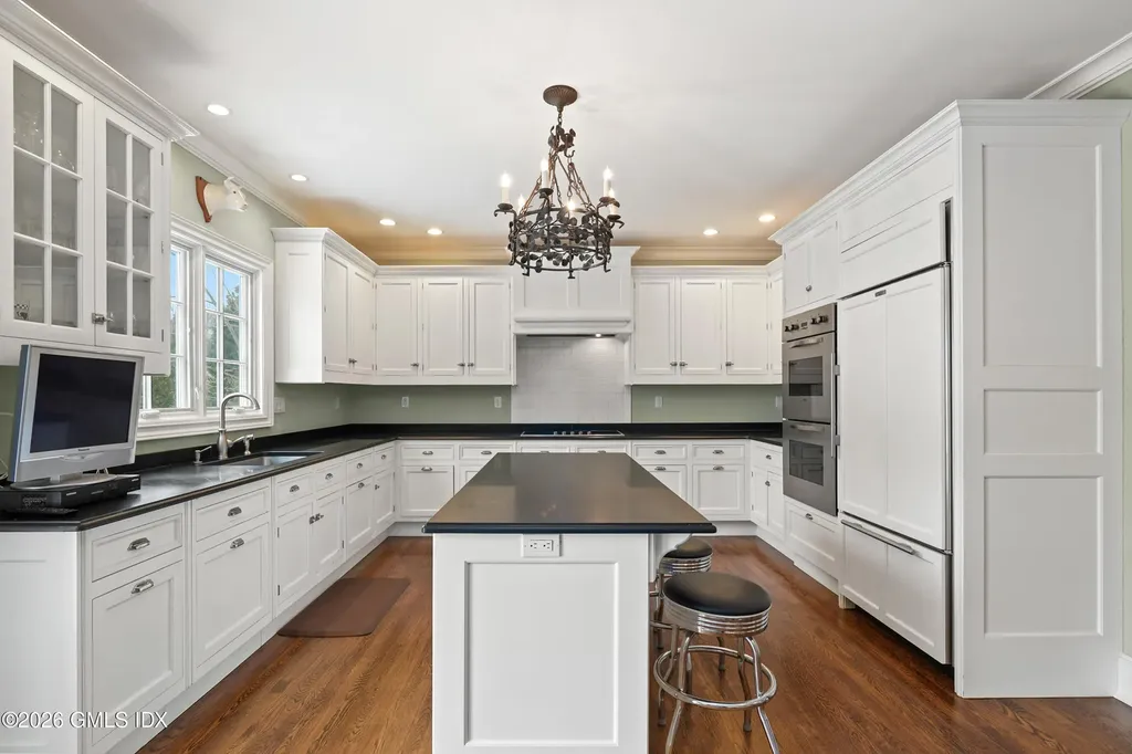 53 Waterview Way Stamford CT 06902