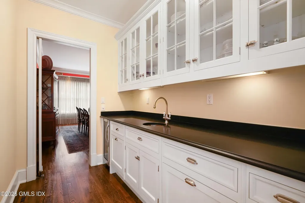 53 Waterview Way Stamford CT 06902