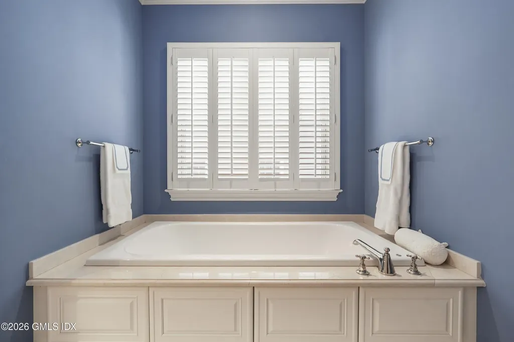 53 Waterview Way Stamford CT 06902