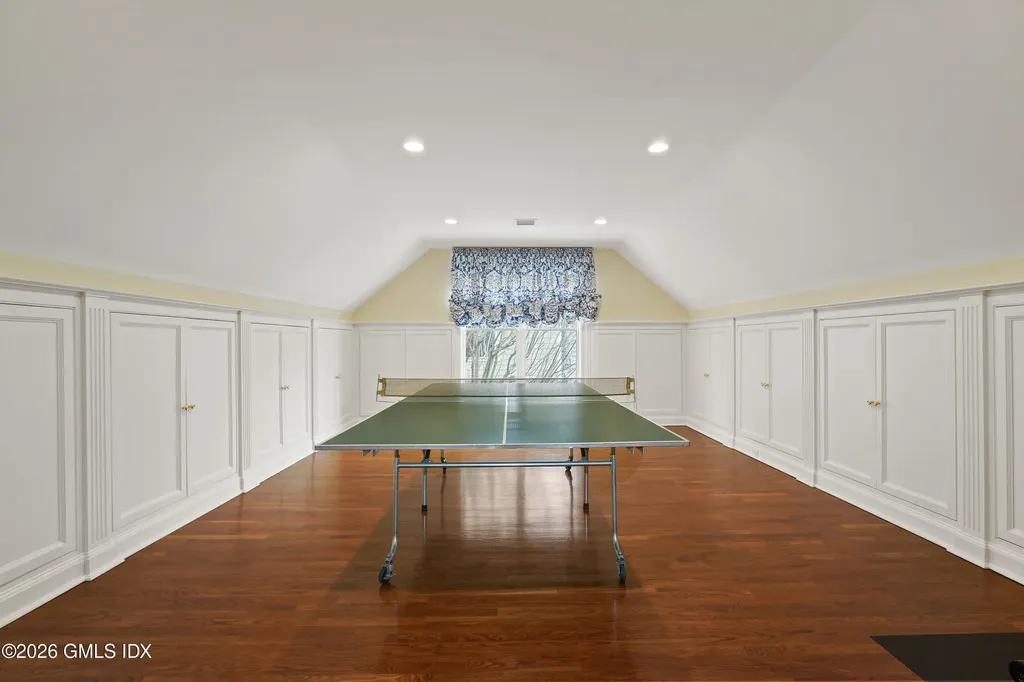 53 Waterview Way Stamford CT 06902