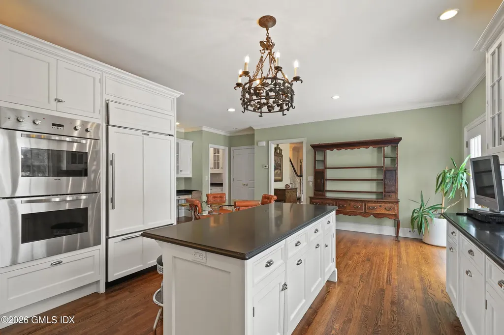 53 Waterview Way Stamford CT 06902