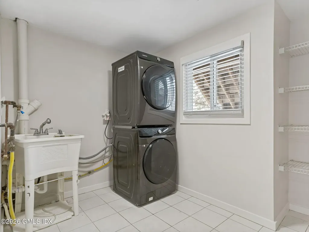 328 Hamilton Avenue Greenwich CT 06830