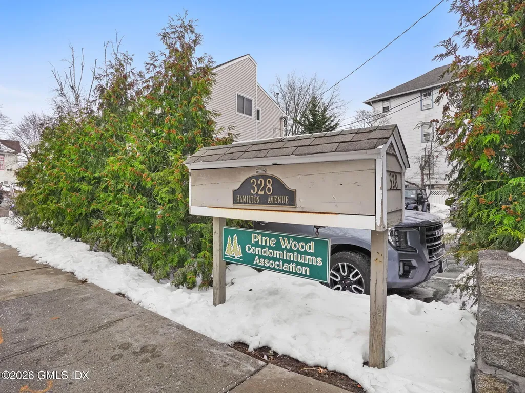 328 Hamilton Avenue Greenwich CT 06830