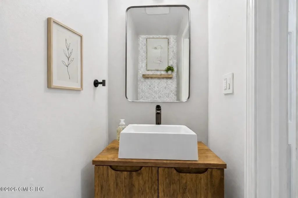 328 Hamilton Avenue Greenwich CT 06830