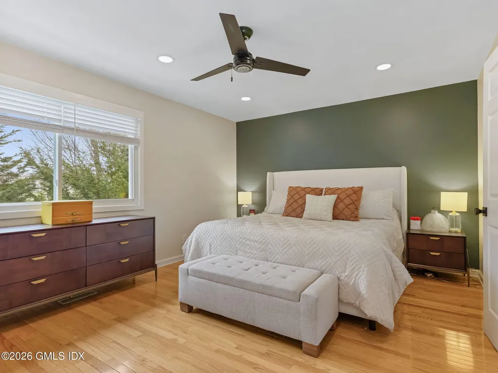 328 Hamilton Avenue Greenwich CT 06830