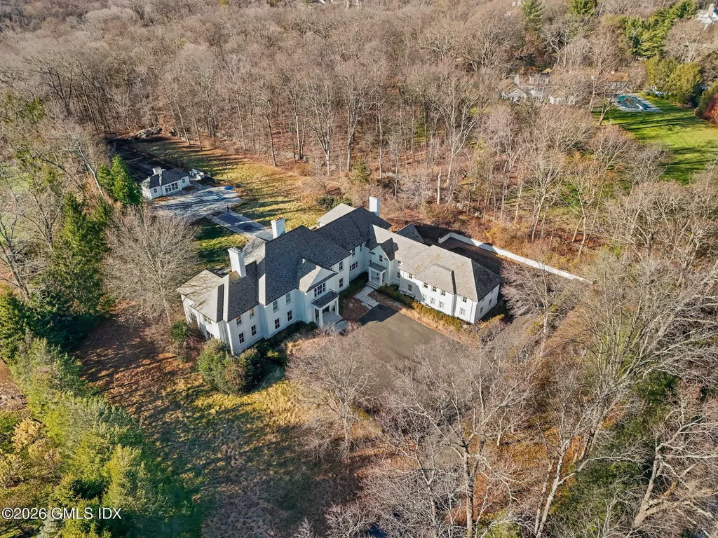 8 Old Round Hill Lane Greenwich CT 06831