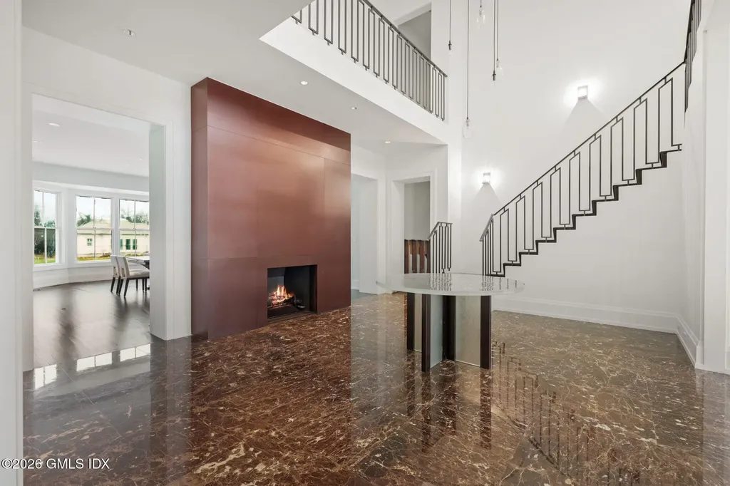 8 Old Round Hill Lane Greenwich CT 06831