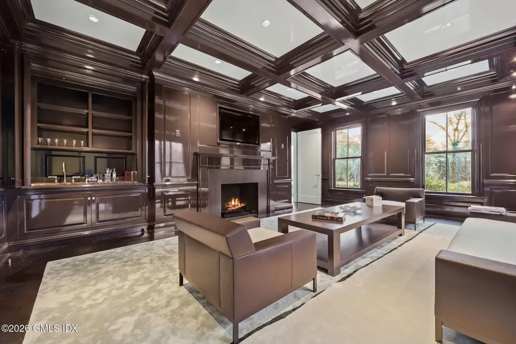 8 Old Round Hill Lane Greenwich CT 06831