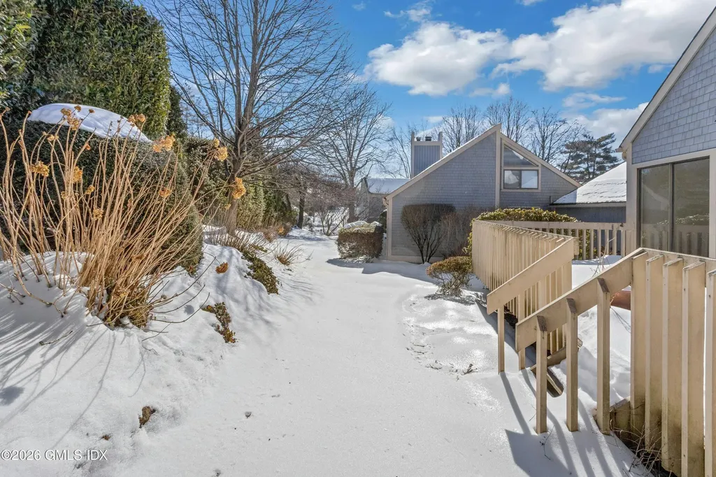 501 W Lyon Farm Drive Greenwich CT 06831