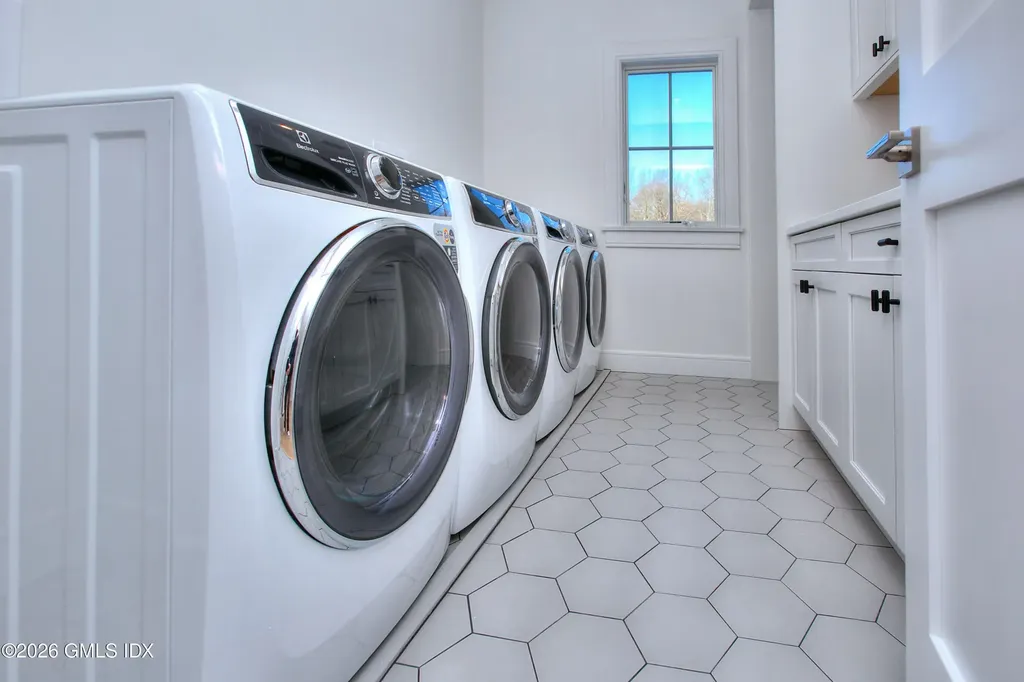 161 Pecksland Road Greenwich CT 06831